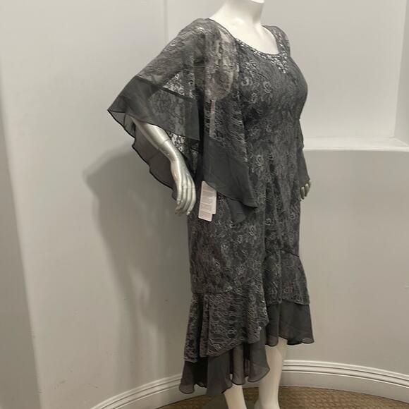 JJ’S House Plus Size Popover Tiered Formal Special Occasion Dress Size 16 NWT - Picture 3 of 13